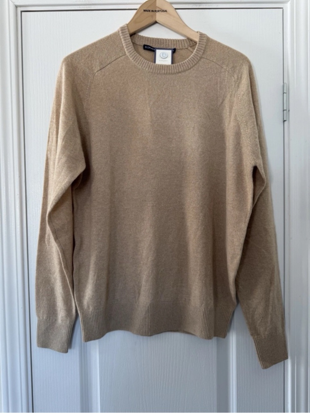 B Draddy 007 Camel Cashmere Sweater Men’s Medium